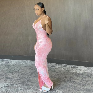 Robe longue avec fente et col en V