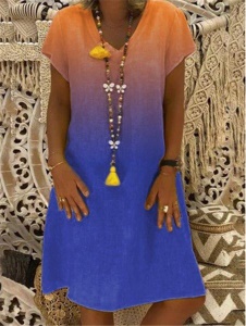 Robe taille évasée col V manches courtes