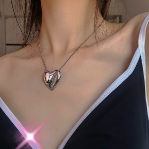 Chaine gros pendentif cœur