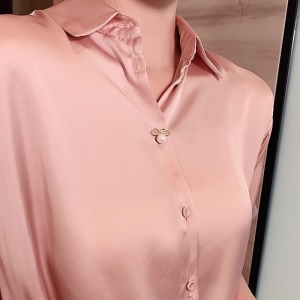 Broche de col en perle pour  femme