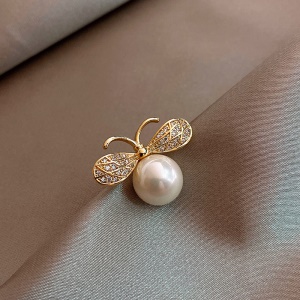 Broche de col en perle pour  femme