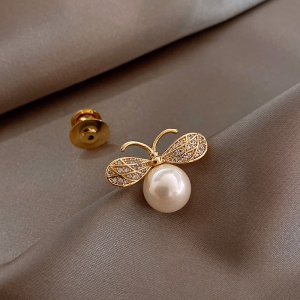 Broche de col en perle pour  femme