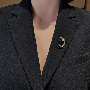 Broche