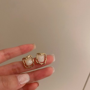Boucles d'oreilles carrées