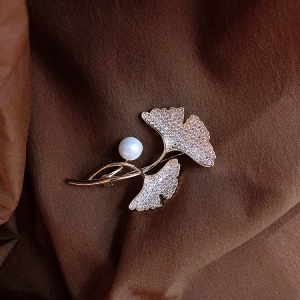 Broche