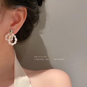 Clou d'oreille de perle