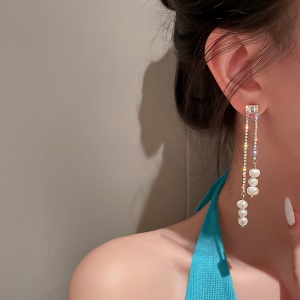 Clou d'oreille