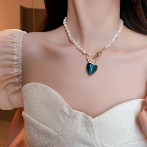 Collier de perle pendentif en cœur