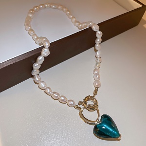 Collier de perle pendentif en cœur