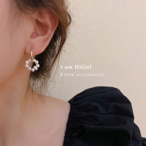 Boucle d'oreille de perles