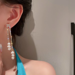Clou d'oreille
