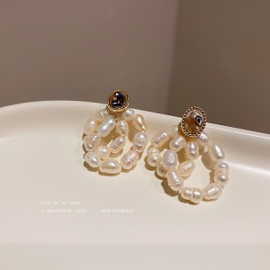 Clou d'oreille de perle