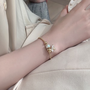 Bracelet variable pendentif abeille