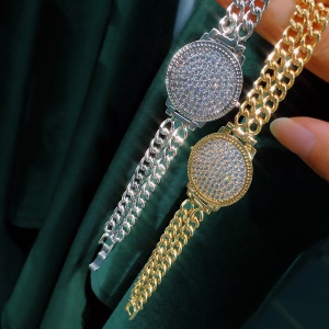 Bracelet à double rangées de mailles
