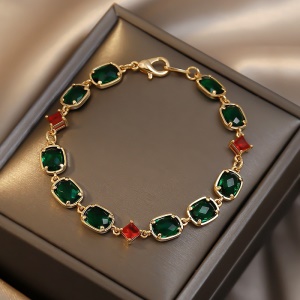 Bracelet  couleur émeraude et or