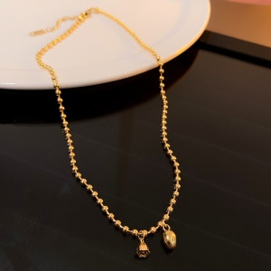 Bracelet + collier