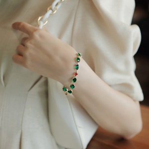 Bracelet  couleur émeraude et or