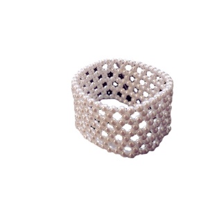 Bracelet en filet de perles
