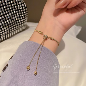 Bracelet zircon intégré