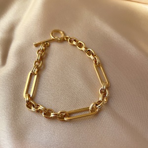 Bracelet en alliage de métaux