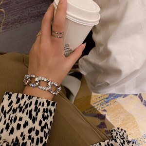 Bracelet a large mailles fashion