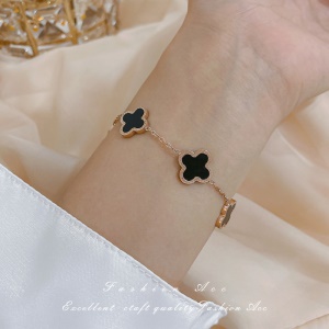 Bracelet en acier titane