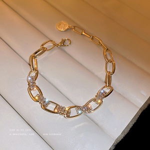 Bracelet en zircon