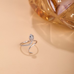 Bague ouverte en forme de serpent