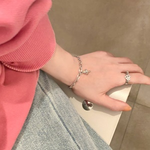 Bracelet de poignet a pendentif de rose