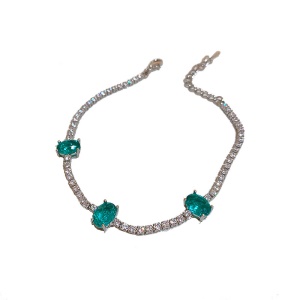 Bracelet en cristal serti