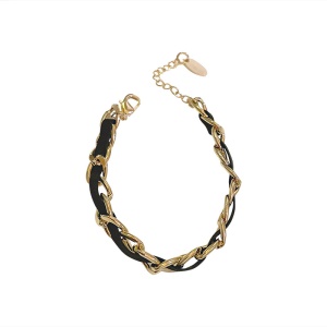Bracelet en cuir et maille acier