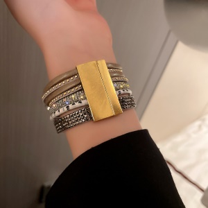 Bracelet multicouche