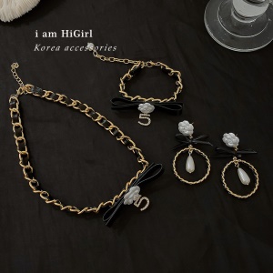 Ornementsen cuir