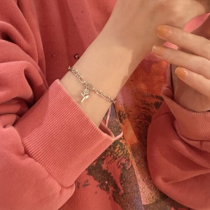 Bracelet de poignet a pendentif de rose