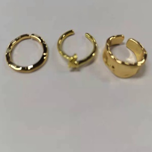 Ensemble de trois pièces de bagues simple et ouverte
