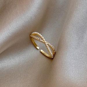 Bague ouverte et plaqué avec de l'or  véritable