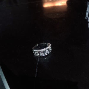 Bague à la mode avec diamant incrusté pour les femmes