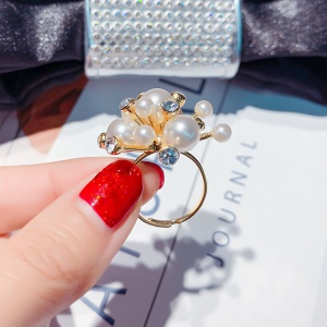 Bague de perles  et pierres précieuse pour femme