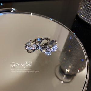 Bague ouvert avec zircon micro-incrusté en forme d‘arc anneau pour femme