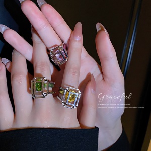 Bague à la mode avec diamant incrusté un ensemble de deux pièces
