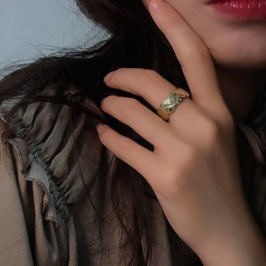 Bague de couple plaqué avec de l'ore et étroite petit parfum ring bague personnalité mode couple bague articulée bague française