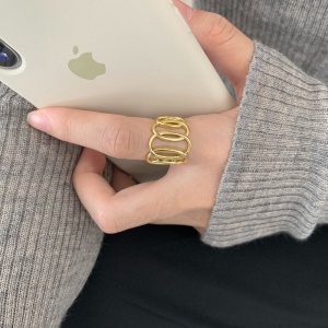 Bague dorée  pour femme