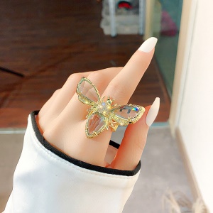 Bague en diamant opale plaqué avec de l'or  véritable