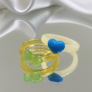 Bague pour jeune fille