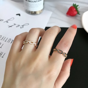 Coréenne Vintage Simple Géométrique Noir et Blanc Chaîne Anneau Net Rouge Nouveau Anneau Mode Tempérament Marée Personnalité Joint Anneau