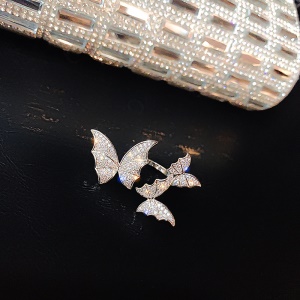 Bague ouverte en forme de papillon   avec diamants micro-incrusté