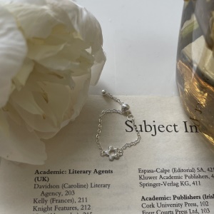 Bague en argent à chaîne souple et réglable