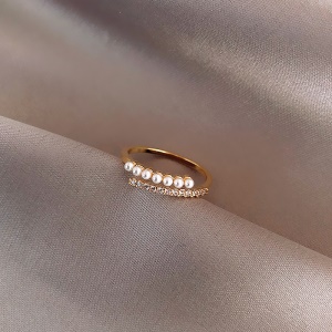 Bague avec perles