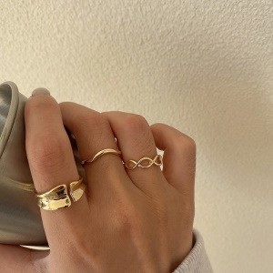 Bagues dorées pour femme