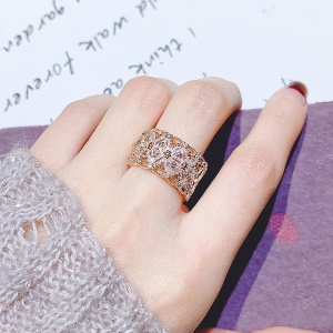 Bague ouverte  en zircon